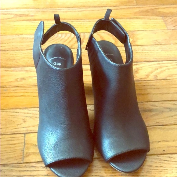 GAP Shoes - Gap faux leather peep toe chunky heels